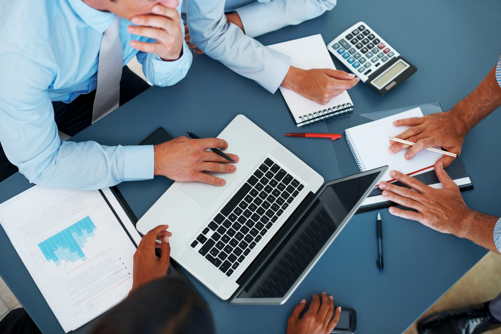 photodune-645103-accounting-business-people-calculating-budget-in-meeting-m